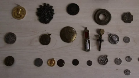 Polisten Ev Görünümlü “Kaçak Müzeye'' Operasyon