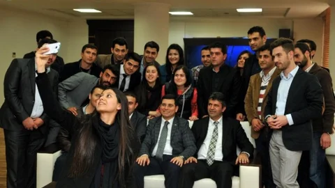 Partili Gençlerden Tütüncü'ye Ziyaret