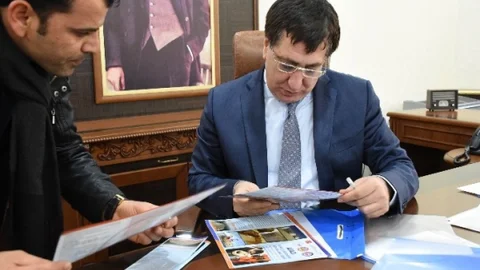 Türkiye'nin En Büyük Çadır Kenti Broşürle Tanıtılıyor