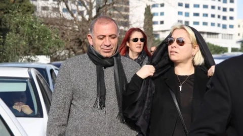 İntihar Eden İş Adamının Kardeşi Son Yolculuğuna Uğurlandı