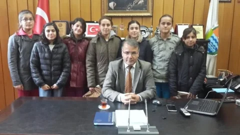 Burhaniyeli Sporcuların Kaymakam Ziyareti