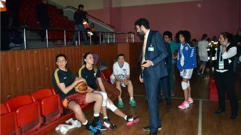 Basketbol maçında yangın