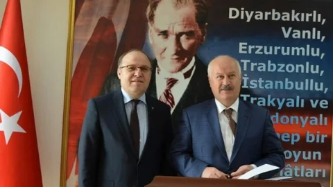 Bitlis Valisi Öztürk'ten Siirt'e Ziyaret