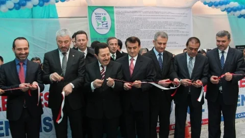 Ünye'de Buz Pisti Açıldı