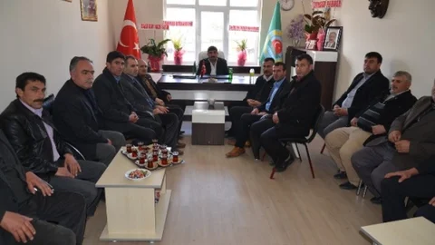 Şahiner Mazbatasını Aldı