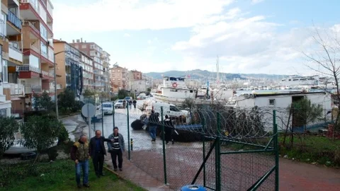 Güzelyalı Balıkçı Barınağına Tel Örgü Çekiliyor
