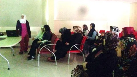 Gediz Devlet Hastanesi'nde ‘Gebe Bilgilendirme Sınıfı' Açıldı