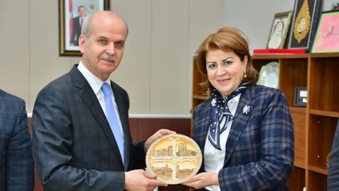 Cbü İlk Kez Yurtdışında Sınav Yapacak