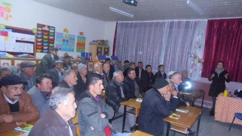 Köprübaşı'nda Çiftçilere Eğitim