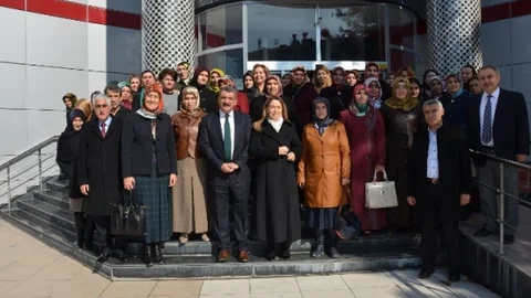 Battalgazi Belediyesi'nden Kadınlara Kahvaltı