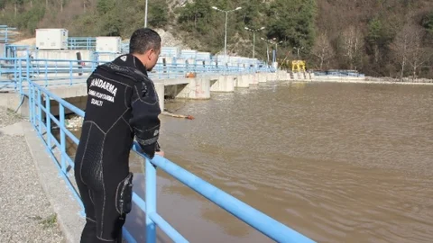 Filyos Çayı'nda Kaybolan Çocuğu Arama Çalışmaları Sürüyor