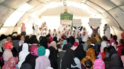 Çadır Kentteki Suriyeliler Mevlidi Şerif Okuttu