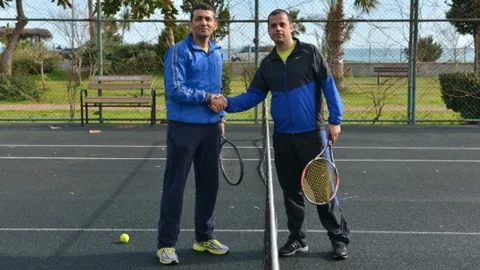 Konyaaltı'nda Tenis Kortlarına Yoğun İlgi