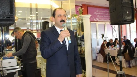 AK Parti'li Kadınlardan Kaynaşma Yemeği