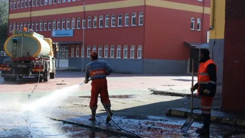 Okul Bahçeleri İkinci Döneme Temiz Giriyor