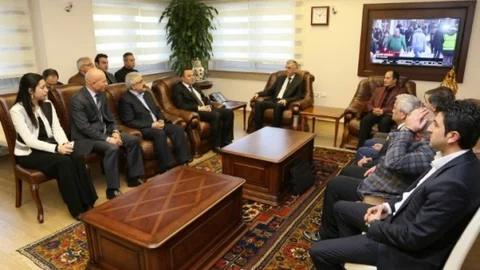 AK Parti İl Başkanı Karatay Vali Ataklı'yı Ziyaret Etti