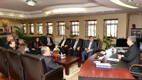 Türkiye Kent Konseyleri Adana'da “Suriyeli” Çalıştayı Düzenleyecek