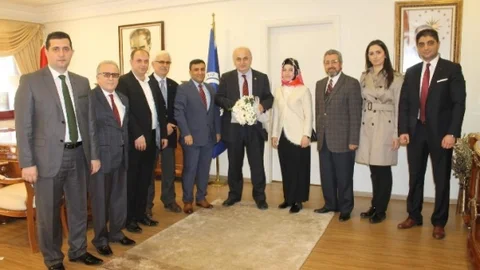 AK Parti Ortahisar İlçe Başkanı Altunbaş'tan Ktü Rektörü Baykal'a Ziyaret
