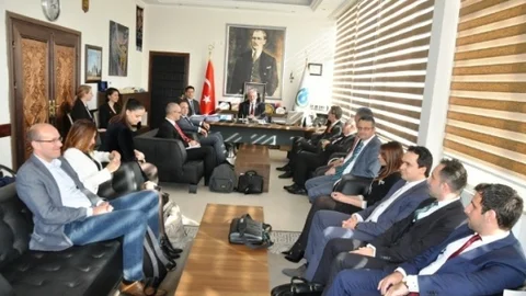 Hollanda Başkonsolosu Ve İş Adamlarından Başkan Albayrak'a Ziyaret