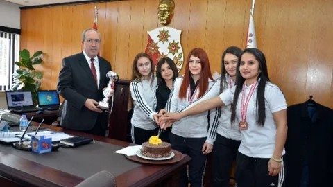 Burdur Emniyet Spor Kulübü Sporcularının Büyük Başarısı