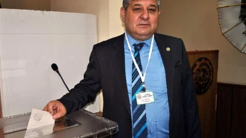 Efeler Ziraat Odası'nda Rıza Pozası Güven Tazeledi