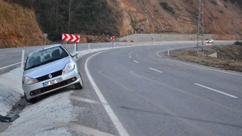 Zonguldak'ta Trafik Kazası 3 Yaralı