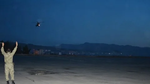 Askeri Helikopter 2,5 Yaşındaki Suna İçin Havalandı
