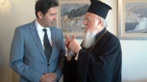 Patrik'ten Yunan Konsolosluğu'na Ziyaret