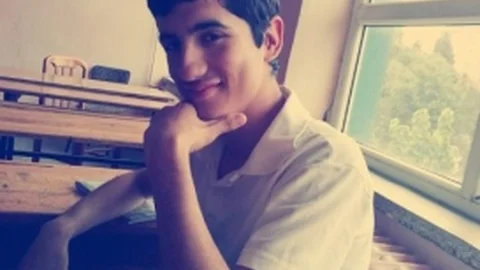 Bunalıma Giren 18 Yaşındaki Genç Kendini Astı