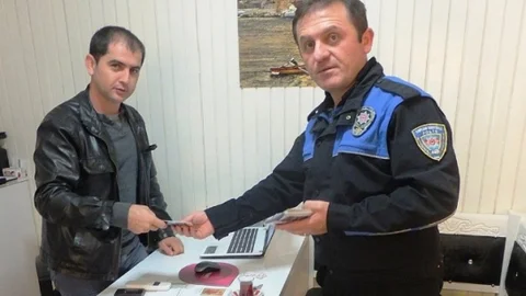 Bartın Polisi Sahte Para Konusunda Uyardı