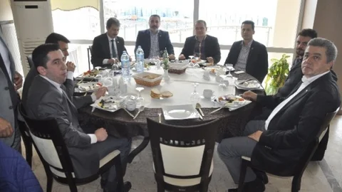 Ulaştırma Memur-Sen'den Dayanışma Kahvaltısı