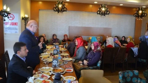 Milletvekili Şener Fatsa'da Kadın Ve Gençlik Kolları İle Buluştu