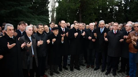 Mümin Gençoğlu Mezarı Başında Anıldı