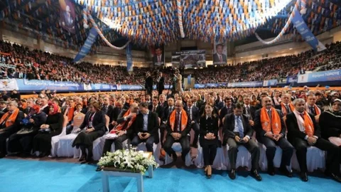 Başbakan Davutoğlu “AK Parti Vefa Partisidir”