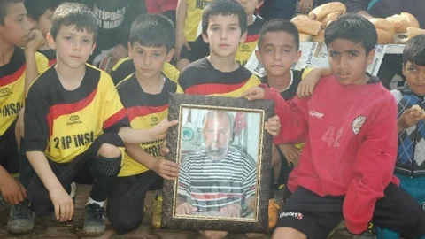 Öğrencileri Bekir Hoca'yı Unutmadı