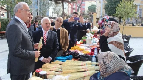 Başkan Yılmaz'dan Üreten Kadınlara Ziyaret