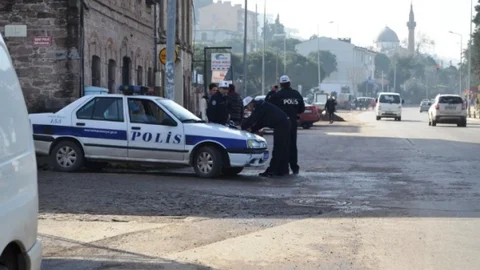 Ayvalık'ta Trafik Kazalarına ‘Dur' Diyebilmek İçin Denetimlerini Sürdürüyorlar