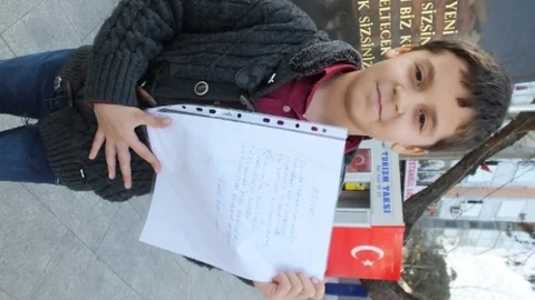 Burhaniye'de Şair Dedenin Torunu