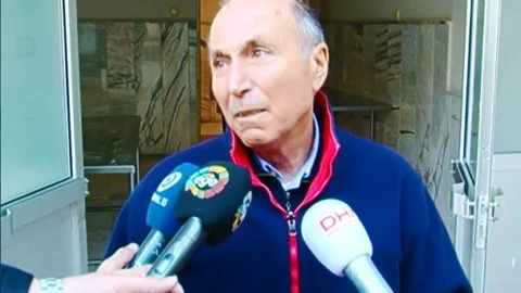 Müzeyyen Senar'ın Oğlu Gözyaşlarını Tutamadı