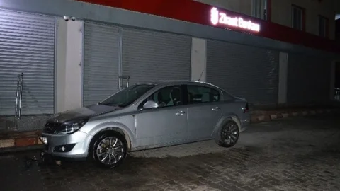 Park Halindeki Araç Kundaklandı