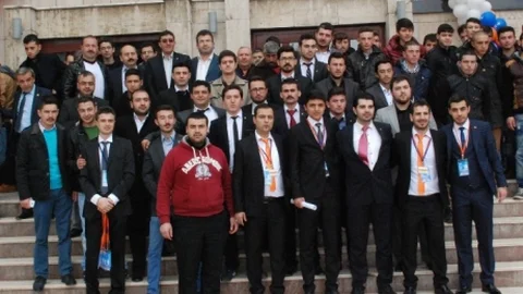 Ak Gençlik Tek Listeyle Gidilen Kongrede Güven Tazeledi