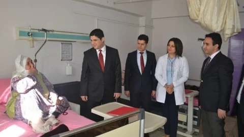 Kaymakam Dundar'dan Hastalara Ziyaret