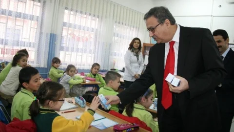 Düzce'de Öğrenciler Derse Sütle Başladı