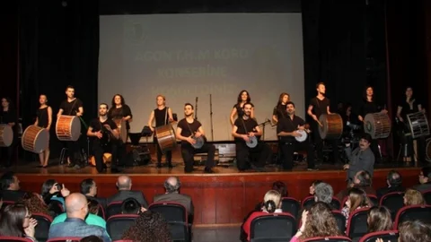 Agon Dans THM Korosu'ndan Kartal'da Unutulmaz Konser