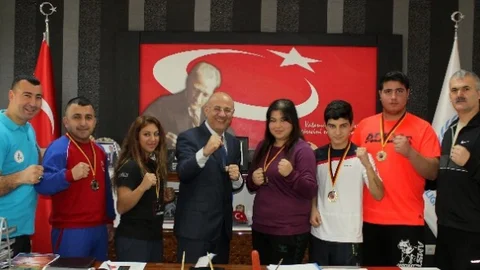 Şampiyon Sporculardan Ziyaret