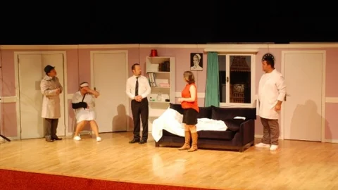 Hsbc Gönüllüleri “Kaç Baba Kaç” Oyunu İle Adana'da