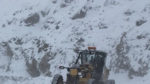 Ağrı'da 139 Köy Yolu Ulaşıma Kapandı