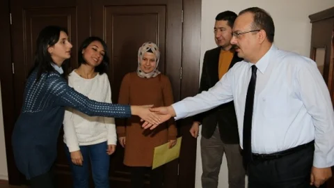 Vali Canbolat Öğretmenleri Kabul Etti