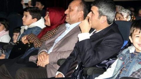 Öğrencilere Sunulan Tiyatro Gösterileri Sona Erdi