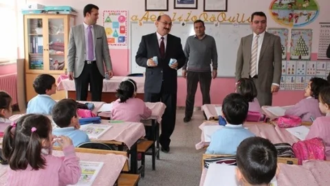 Sungurlu'da Okul Sütü Dağıtımı Başladı